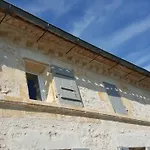 Oda ve Kahvaltı La Vigneraie De Laura 4*