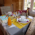 La Vigneraie De Laura Sainte-Colombe (Gironde)
